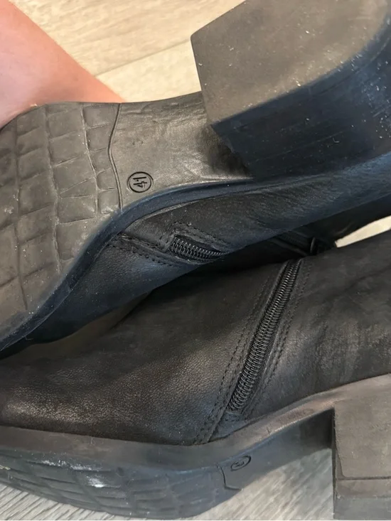 MJUS Anthropologie Black Women's Ankle Boots size 41 heeled booties - Picture 11 of 12